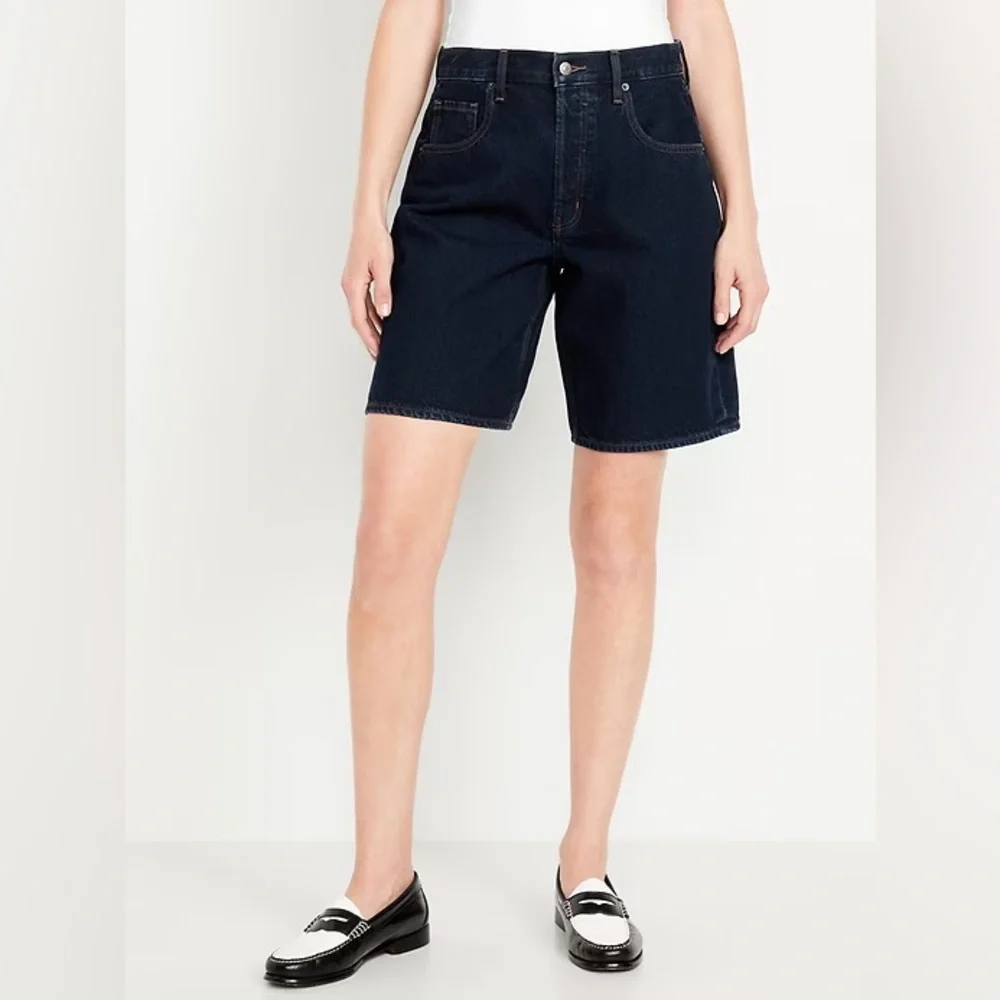 OLD NAVY Mid-Rise Baggy Jean Bermuda Shorts 9-inch inseam Size 12 NEW - Picture 2 of 15